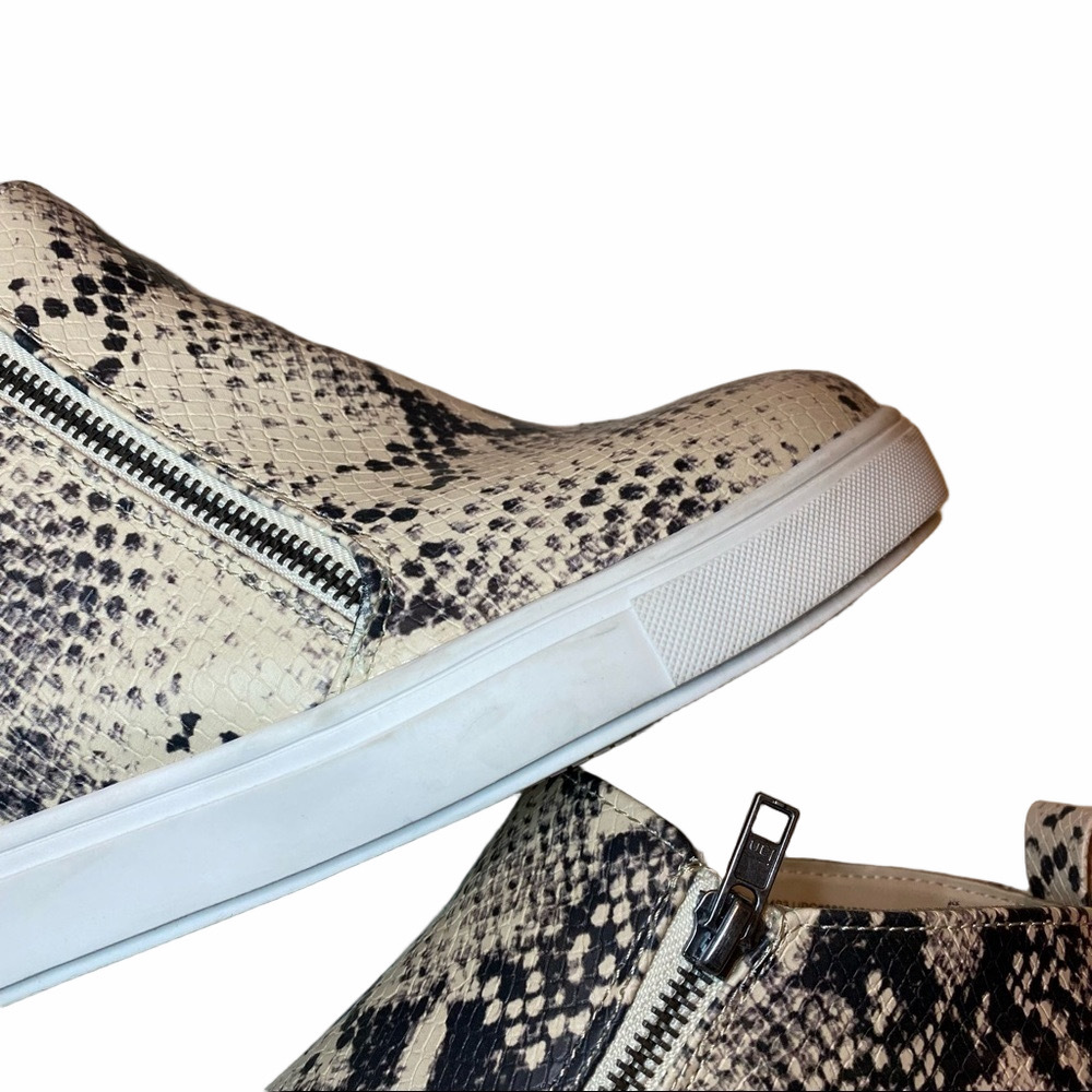 TIME & TRU Snake Print Zip Women's Size 9 Wedges - Picture 9 of 14